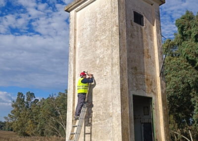 GRUPO OPEN Instala Cámaras Timelapse TIKEE para DRONDE SERVICIOS AÉREOS en el Parque Solar REY de Carmona